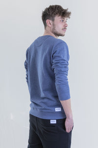 bolao suéter leve azul mosqueado